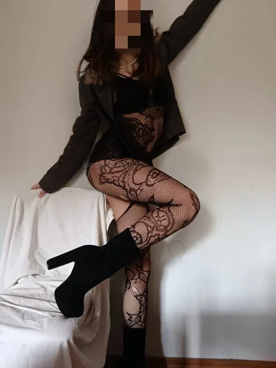 Компаньонка Варна - ✨ Mistress Theodora✨! Обявата не е за Ескорт!