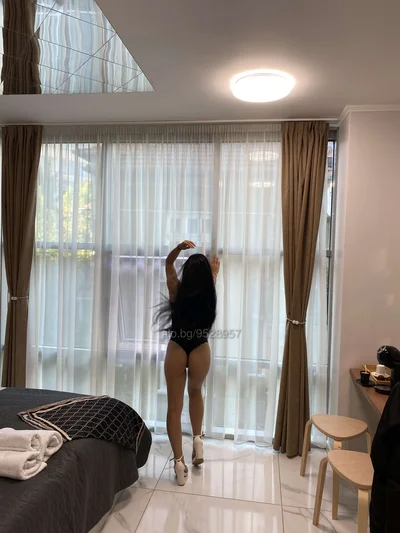 Компаньонка Варна - ☘️Miss Elegance 🍀 - Френска с презерватив, Френска без презерватив, Дълбоко гърло - снимка 4