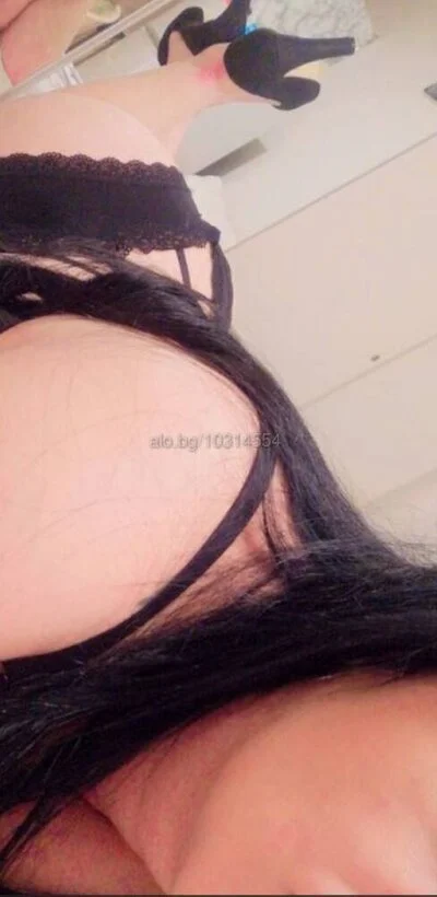 Компаньонка Варна - Секс инструктор - Класически секс, Анален секс, Групов секс - снимка 1