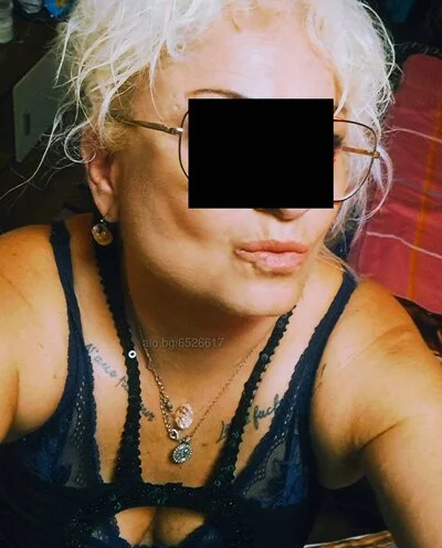 Компаньонка Варна - Луда нимфоманка на 47години! - Анилингус, Играчки, Масаж - снимка 12