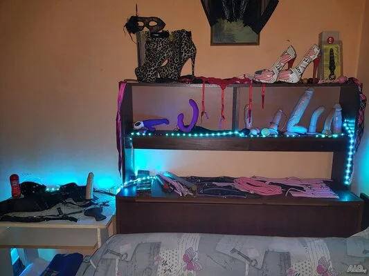 Компаньонка Варна - Страп-он и Бдсм господарка - Кунилингус, Анилингус, Играчки - снимка 2